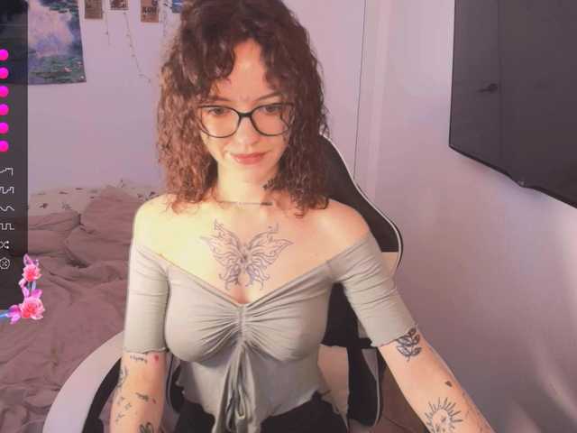 BeccaWhite live webcam show