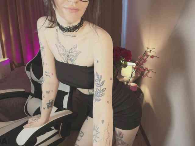 BeccaWhite webcam