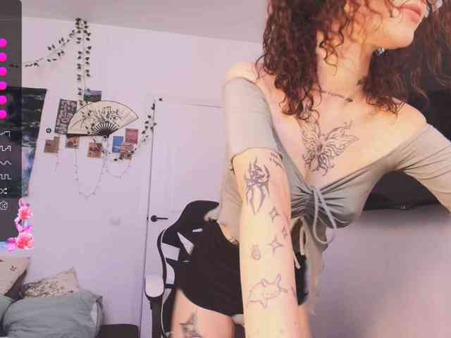 BeccaWhite webcam