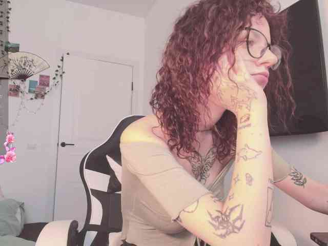 BeccaWhite webcam
