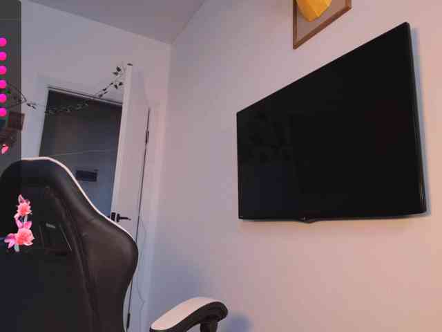 BeccaWhite webcam