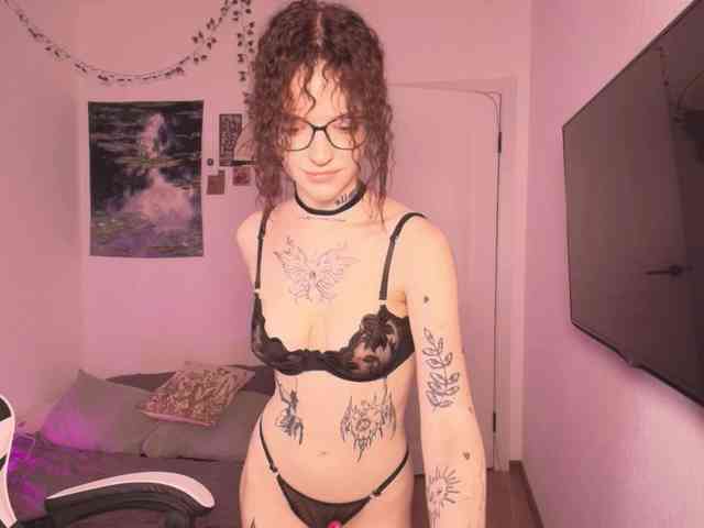 BeccaWhite webcam
