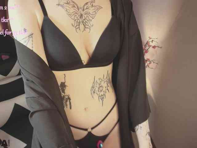 BeccaWhite webcam