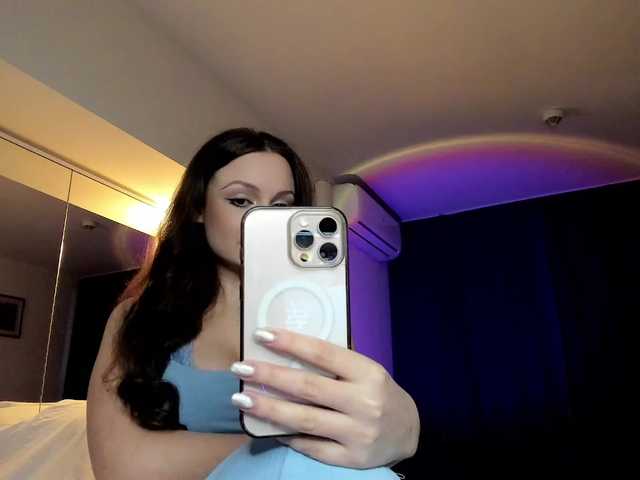 sweettitsbby live cam