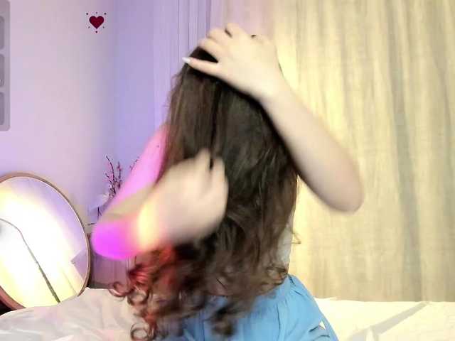sweettitsbby live cam on BongaCams