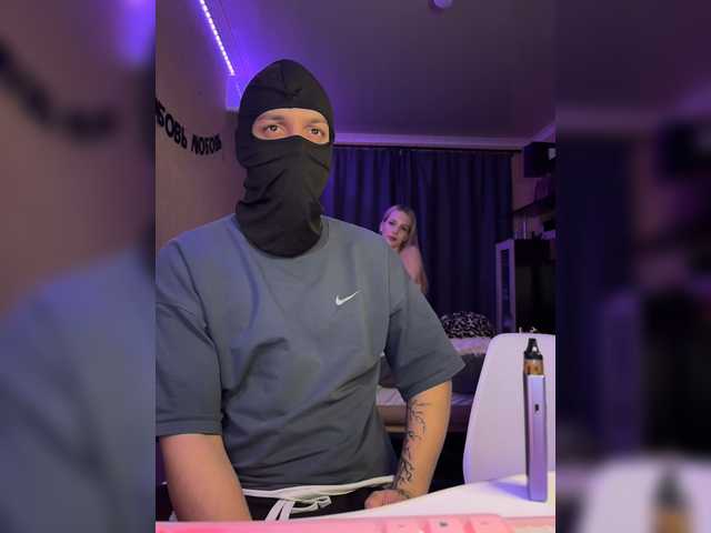 lesanamikki live show