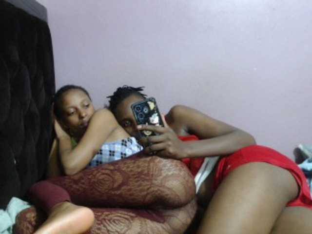 Lovewins live cam on BongaCams