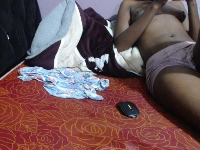 Lovewins live webcam show