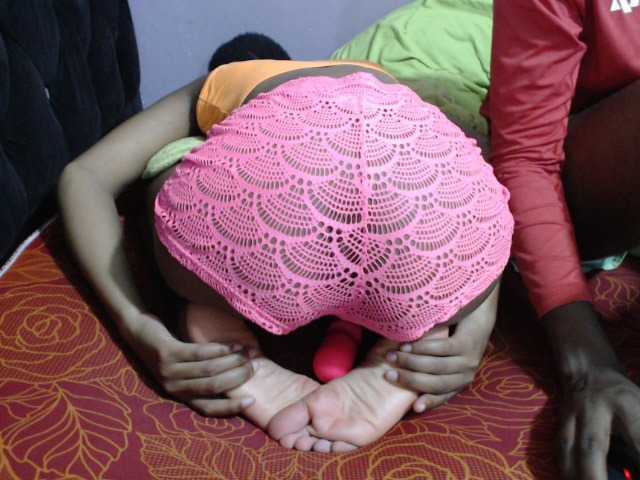 Lovewins live cam on BongaCams