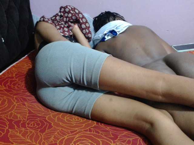 Lovewins live cam on BongaCams