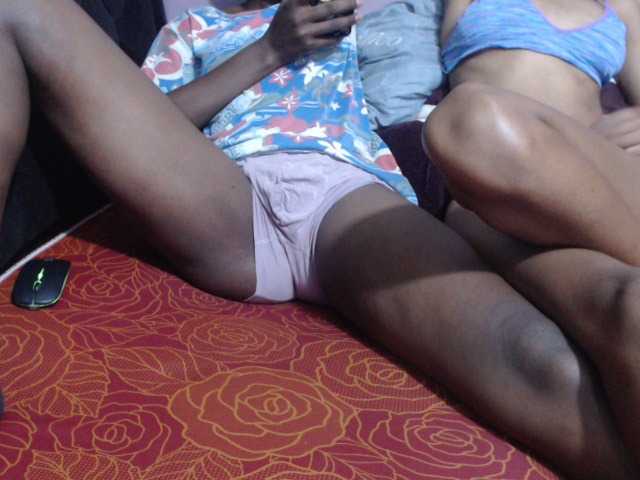 Lovewins live cam on BongaCams