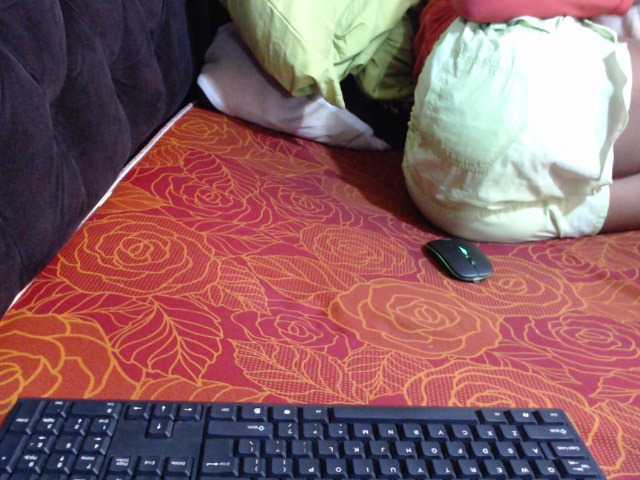 Lovewins live cam on BongaCams