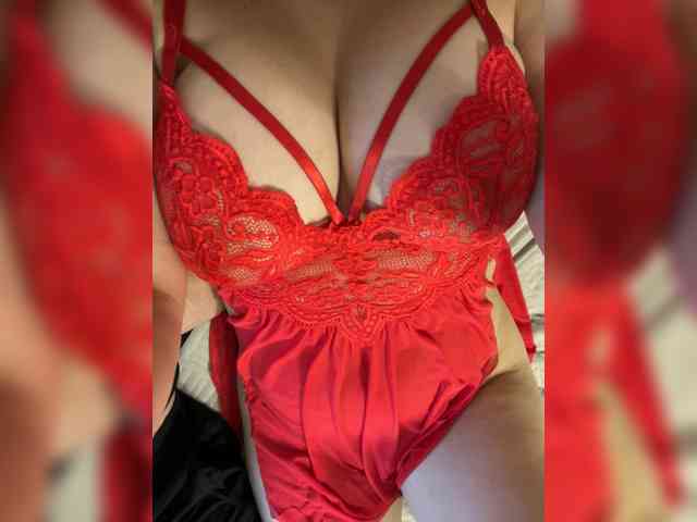 Cherry69Kiss webcam