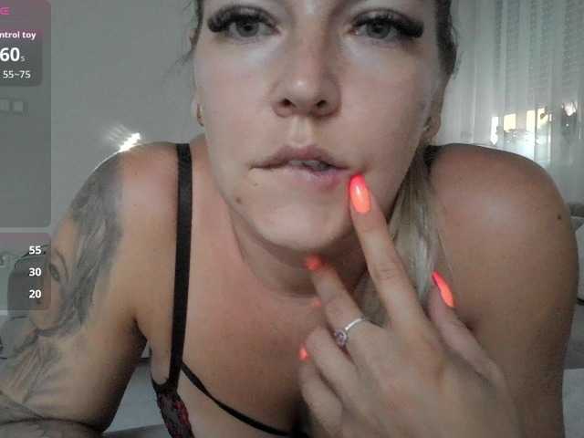 Brigii live cam on BongaCams