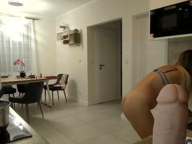 Brigii live webcam show