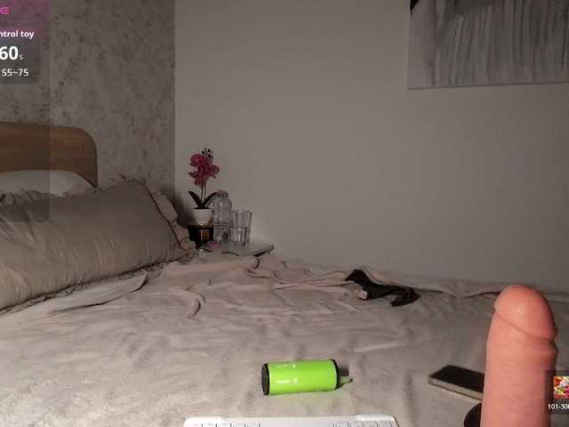 Brigii live webcam show