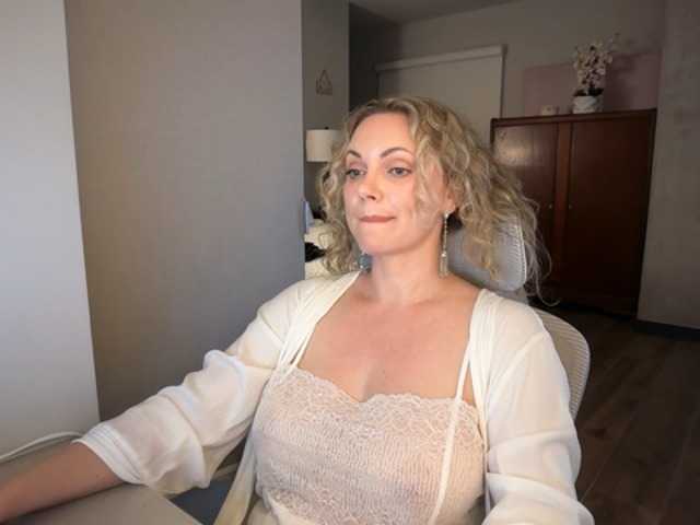 Miss Double D (MissDoubleD)