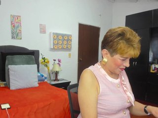 AngelinaStone65