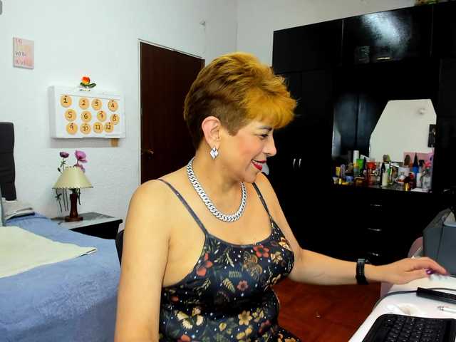 AngelinaStone65