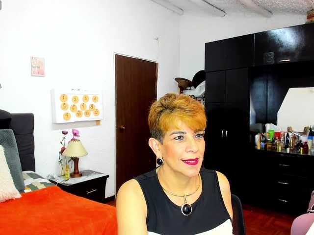 AngelinaStone65