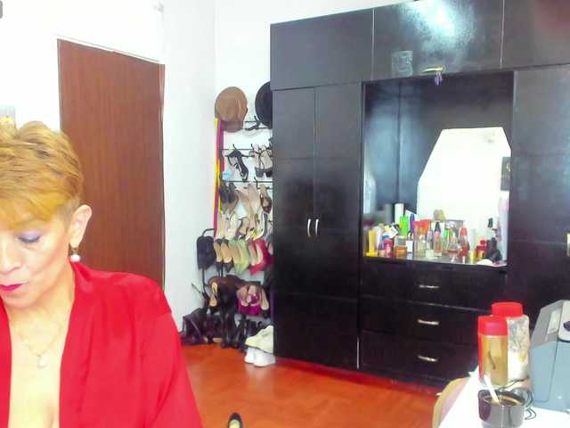 AngelinaStone65 live cam on BongaCams