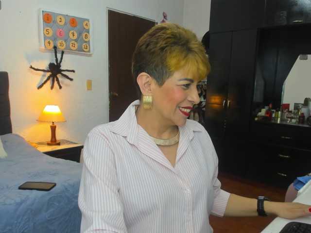 AngelinaStone65
