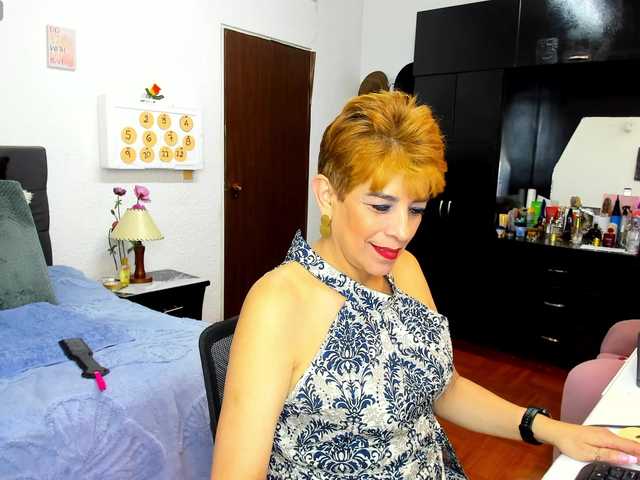 AngelinaStone65