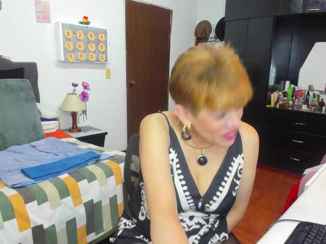 AngelinaStone65
