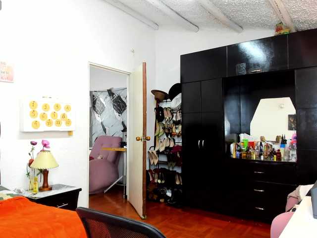 AngelinaStone65