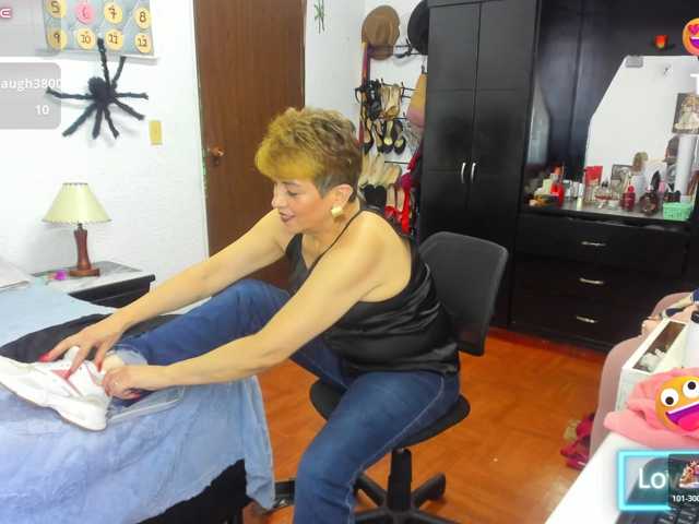 AngelinaStone65 live cam on BongaCams