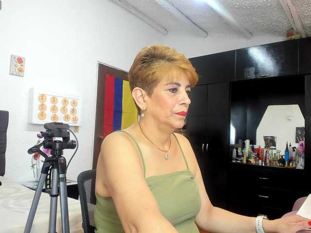 AngelinaStone65