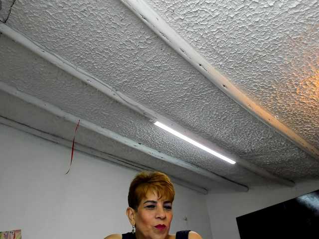 AngelinaStone65 live webcam show