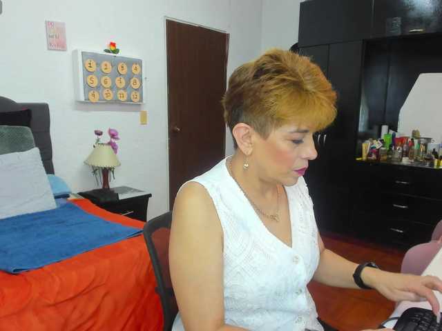 AngelinaStone65