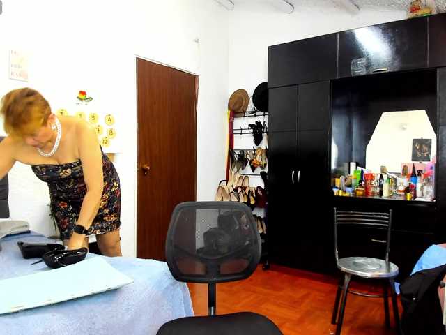 AngelinaStone65