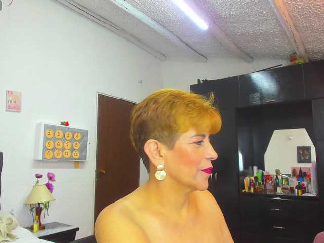 AngelinaStone65