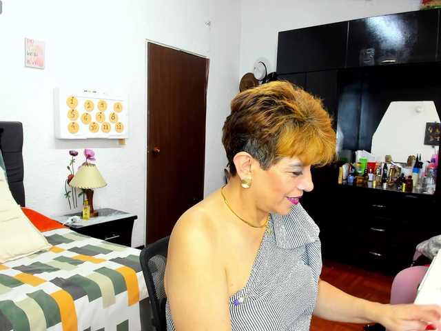 AngelinaStone65