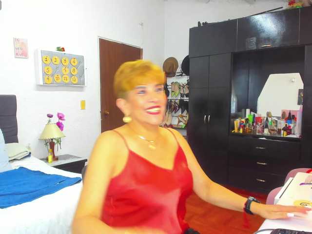 AngelinaStone65 live cam on BongaCams