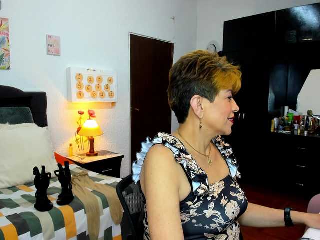 AngelinaStone65