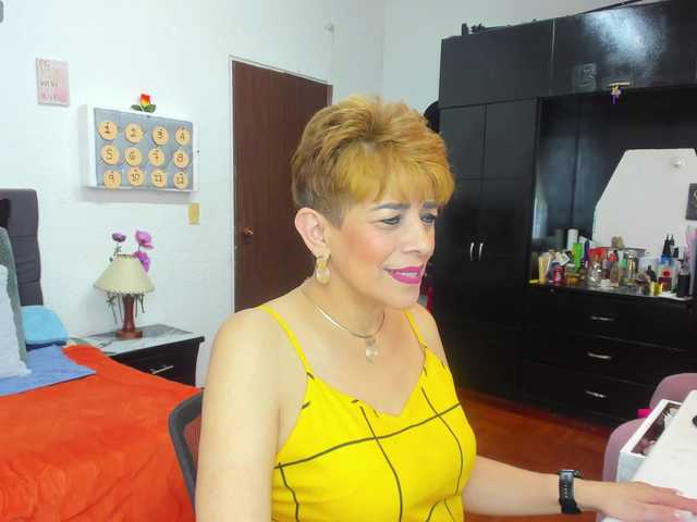 AngelinaStone65