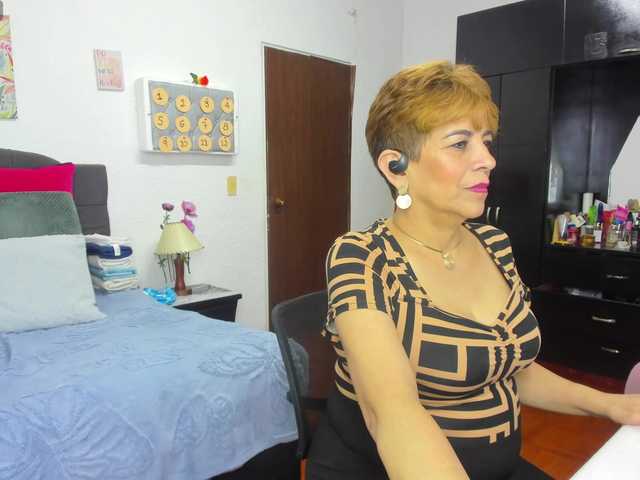 AngelinaStone65