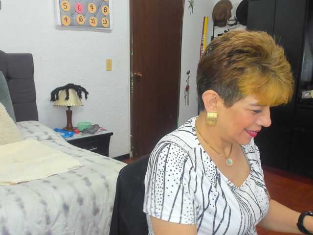 AngelinaStone65