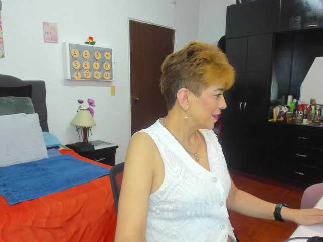 AngelinaStone65