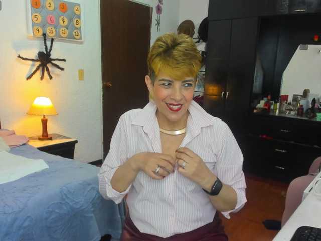 AngelinaStone65 live cam on BongaCams