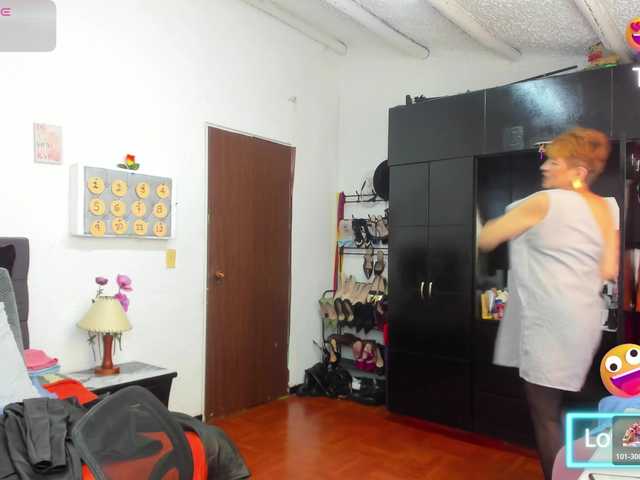 AngelinaStone65 live cam on BongaCams