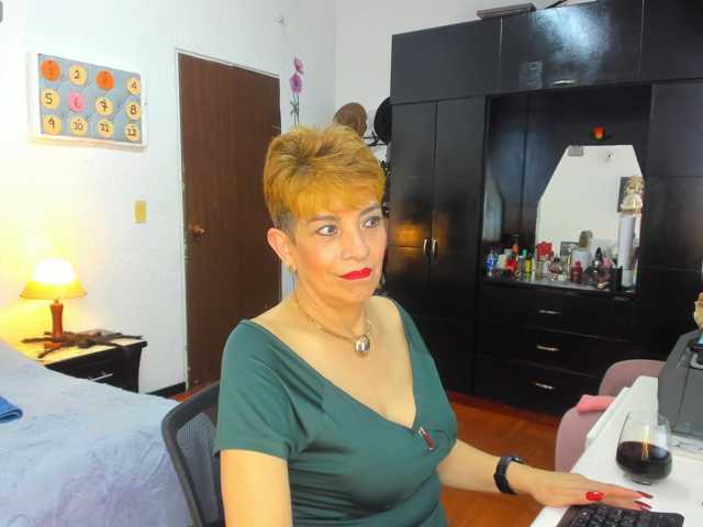 AngelinaStone65
