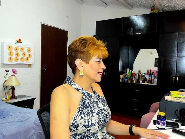 AngelinaStone65