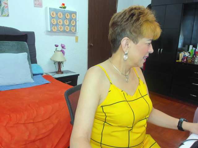AngelinaStone65