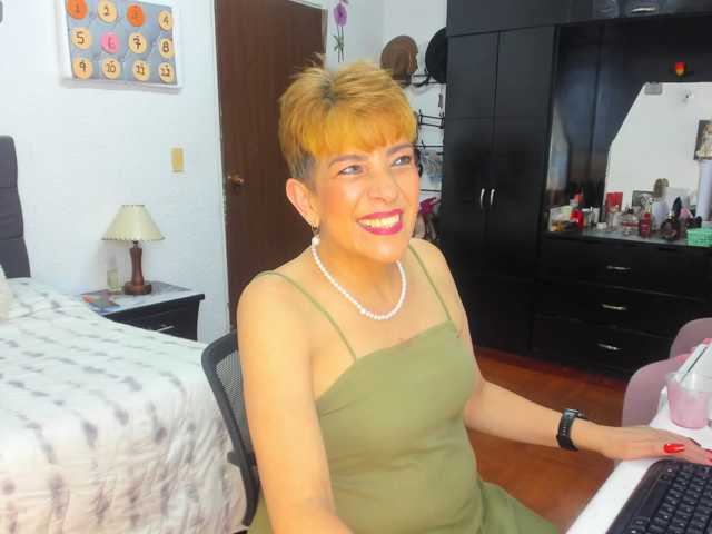 AngelinaStone65