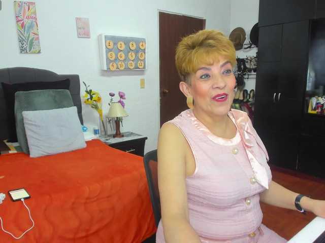 AngelinaStone65