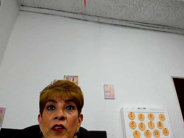 AngelinaStone65 live cam on BongaCams